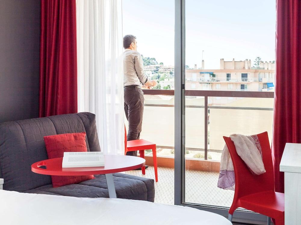 ไอบิส สไตล์ โบลิเยอ-ซูร์-แมร์ Hotel ภายนอก รูปภาพ