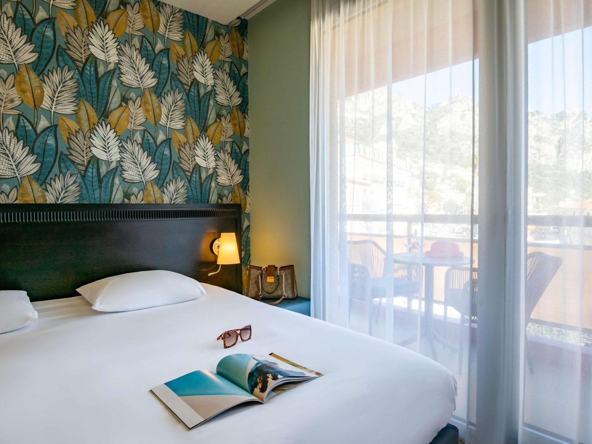 ไอบิส สไตล์ โบลิเยอ-ซูร์-แมร์ Hotel ภายนอก รูปภาพ